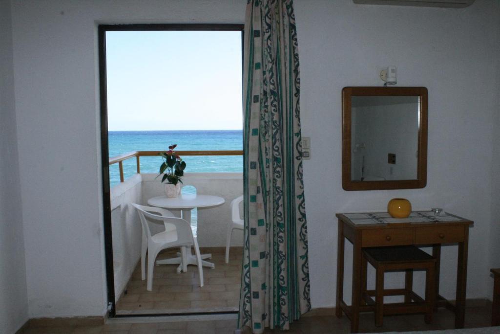 Blue Bay Apartments Hersonissos  Cameră foto