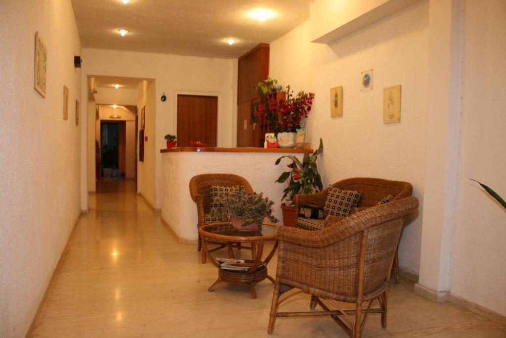 Blue Bay Apartments Hersonissos  Exterior foto